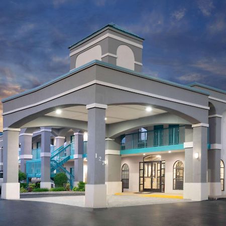 Super 8 By Wyndham Murfreesboro Bagian luar foto