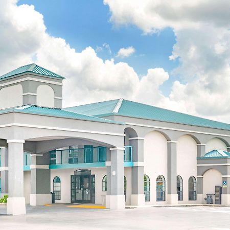 Super 8 By Wyndham Murfreesboro Bagian luar foto