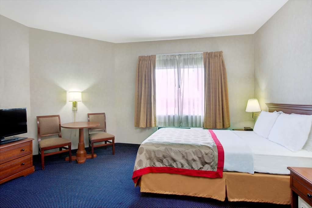 Super 8 By Wyndham Murfreesboro Ruang foto