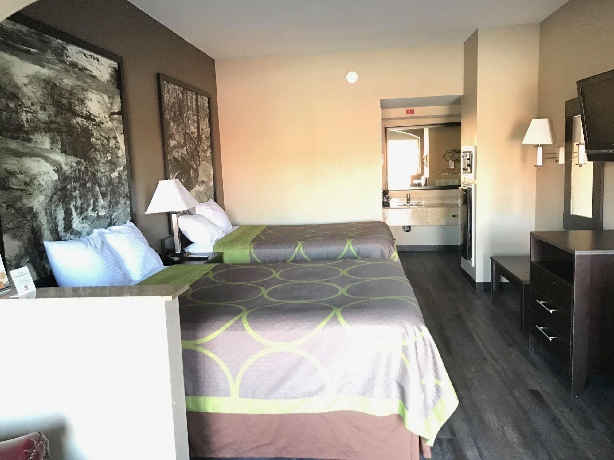 Super 8 By Wyndham Murfreesboro Bagian luar foto