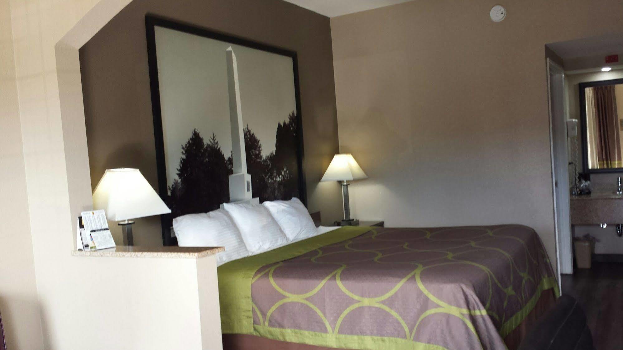 Super 8 By Wyndham Murfreesboro Bagian luar foto